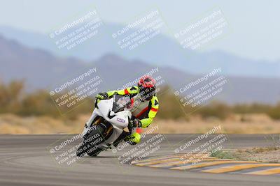 media/Jan-15-2023-SoCal Trackdays (Sun) [[c1237a034a]]/Turn 15 (1pm)/